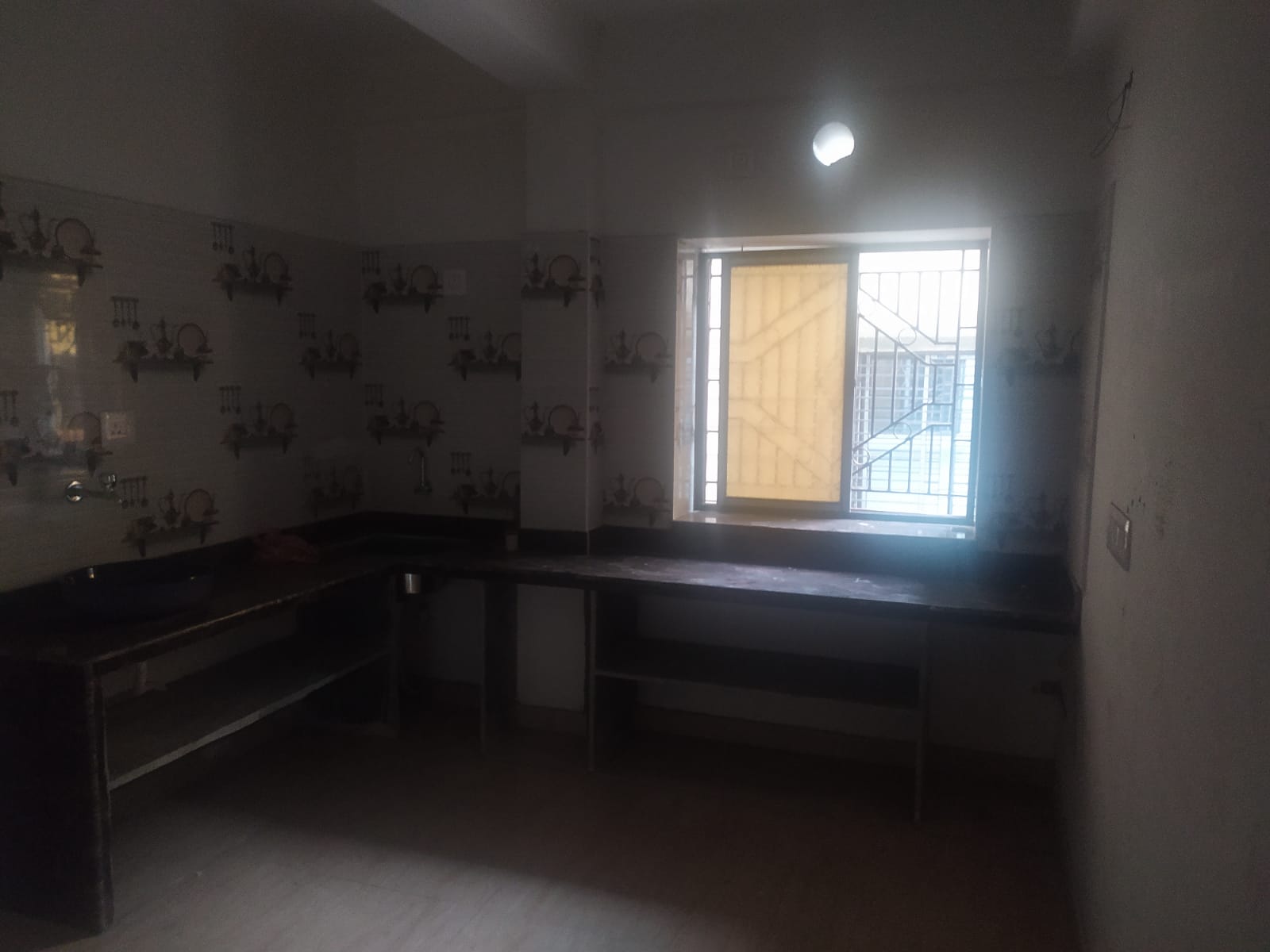 Behala Rabindranagar,Mahendra Banerjee Road,770sqft,2BHK (pm)