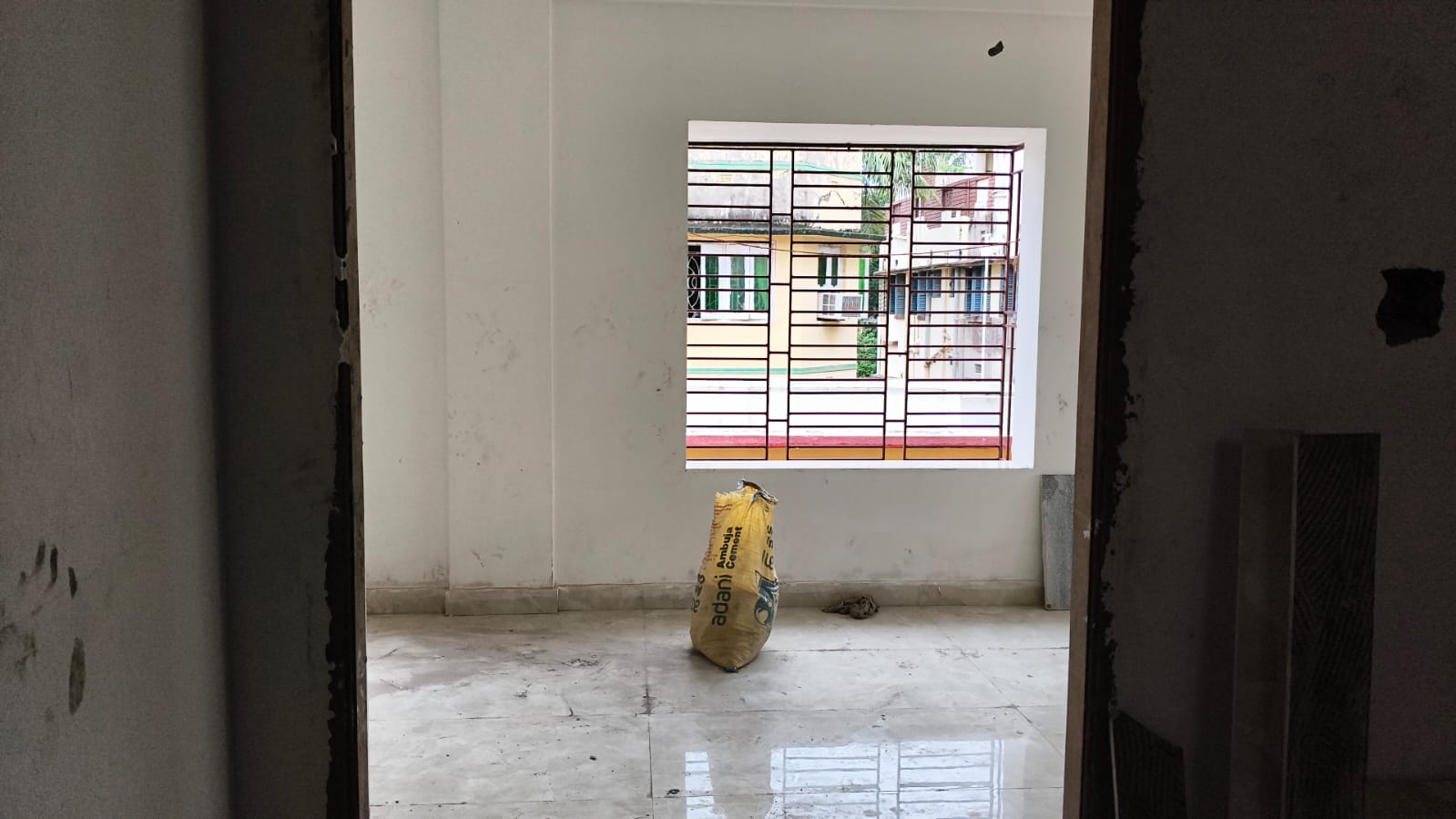 Jadavpur East Road,1325sqft,3BHK (OA495)