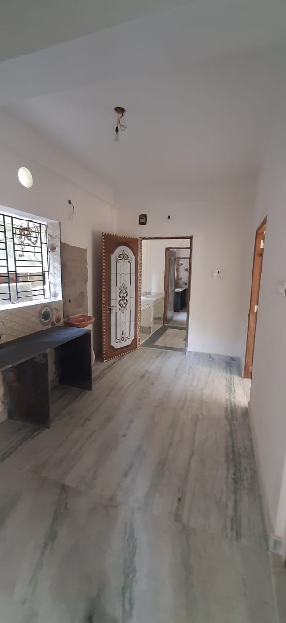 Netaji Sarak,Prafulla Sen Colony,750sqft,2BHK (BA143)