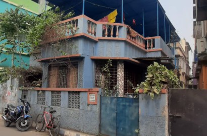 Behala B.G.Press,Jayrampur Jala Road,1stored House (BA149)