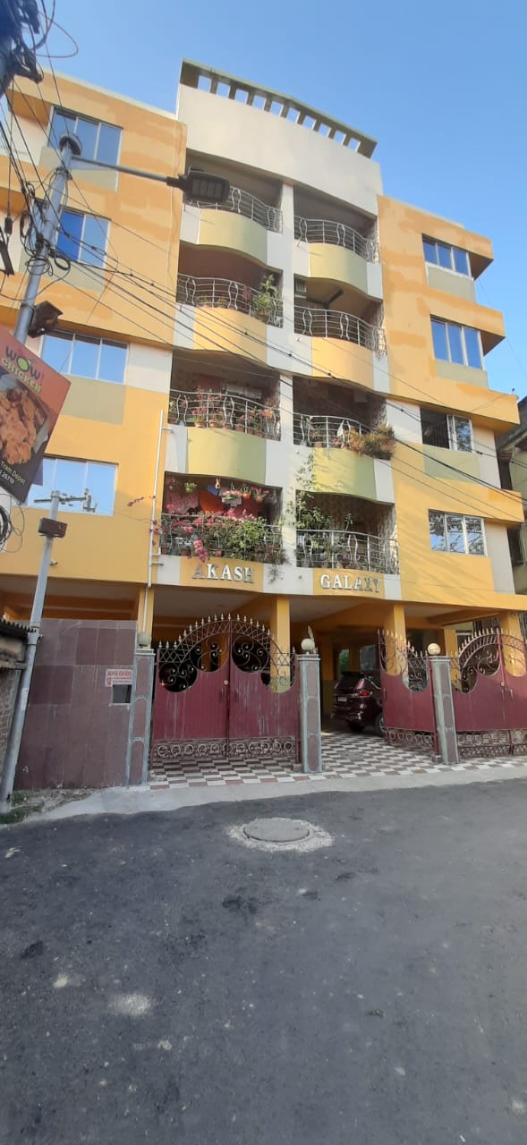 Behala Manton,Kamar Para Road,Akash Galaxy Apartment,1100sqft,3BHK Rent (architect)