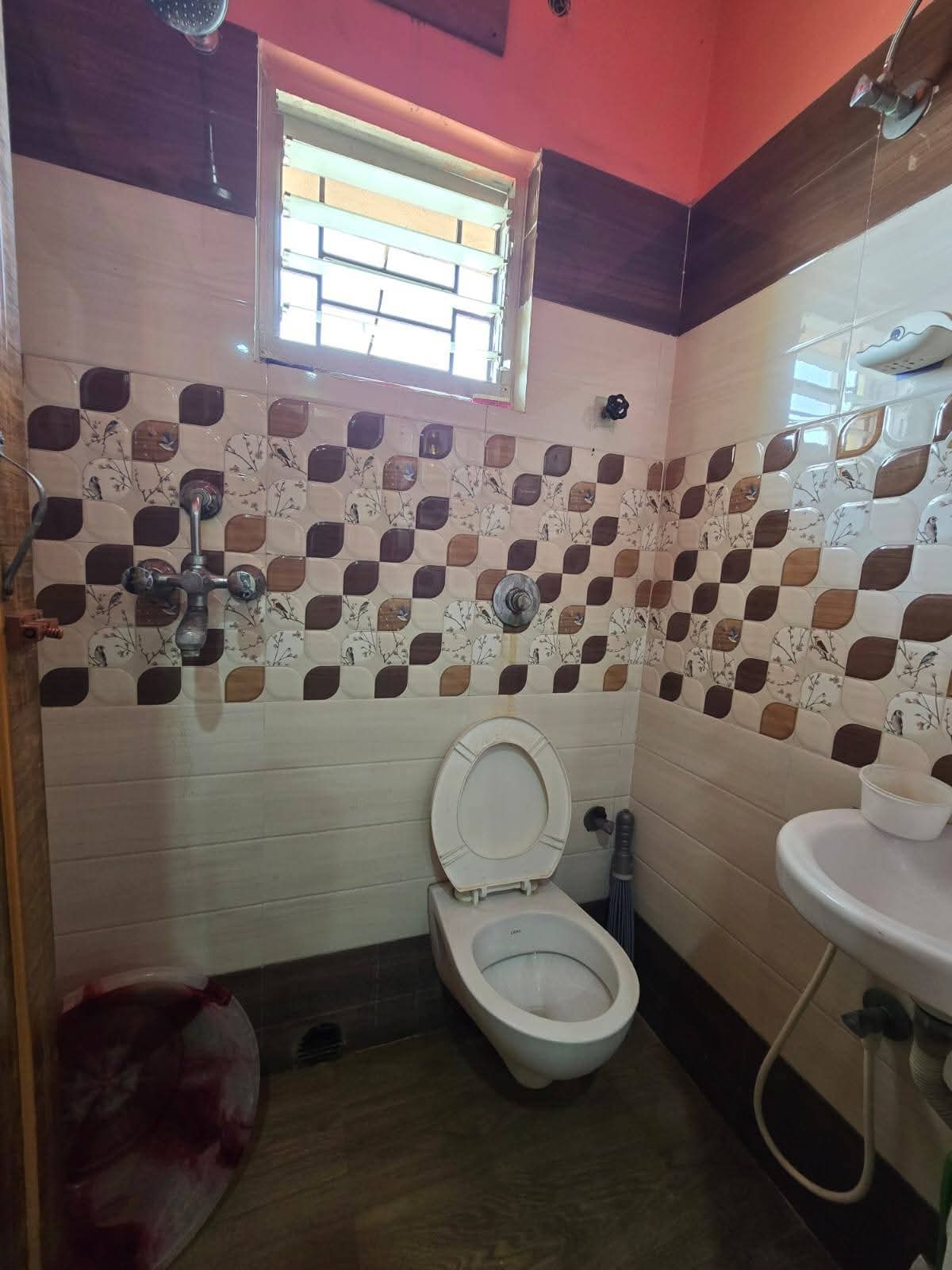 Kabardanga,Yahvi Complex,1600sqft,3BHK (OA482)