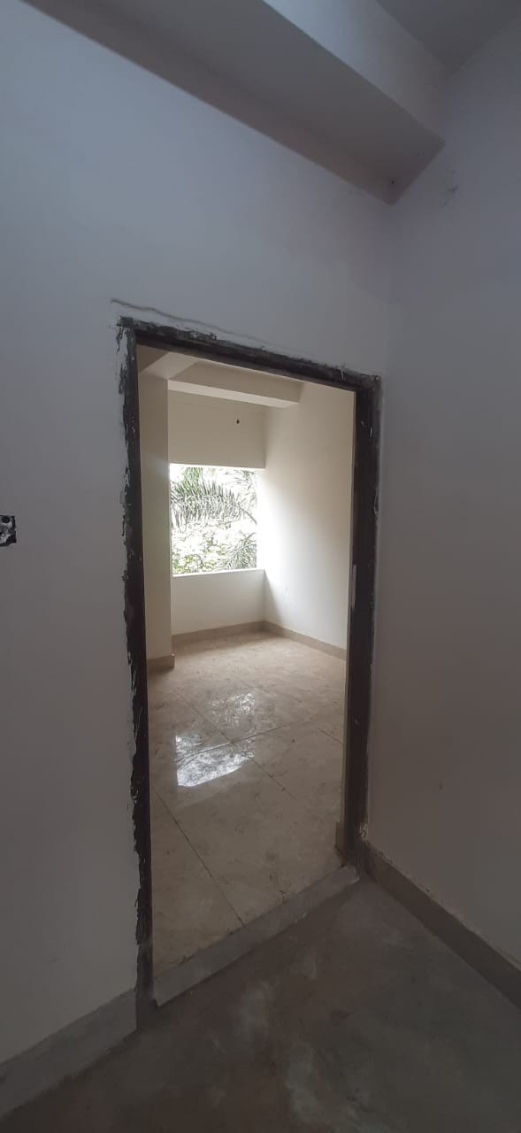 Swamiji Sarak,Raja Rammohan Roy Road,2BHK (PA190)