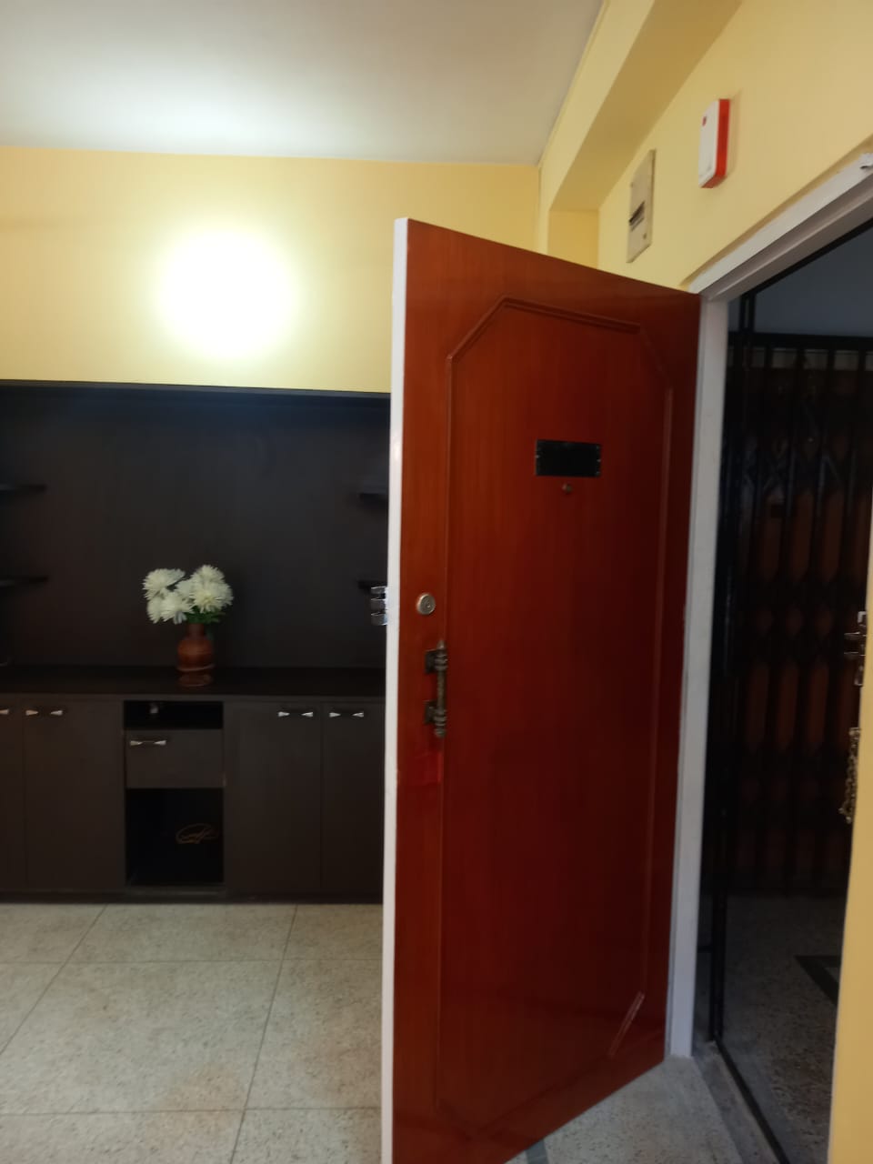 Lake Gardens,Deodhar Rahaman Road,1500sqft,3BHK Rent (OA426)