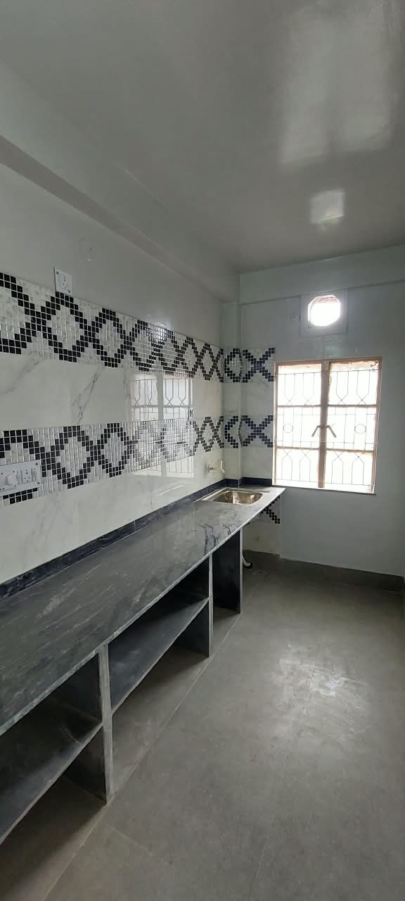 Behala East 14no, James Long Sarani, Krishna Apartment,850sqft,2BHK Rent (OA497)