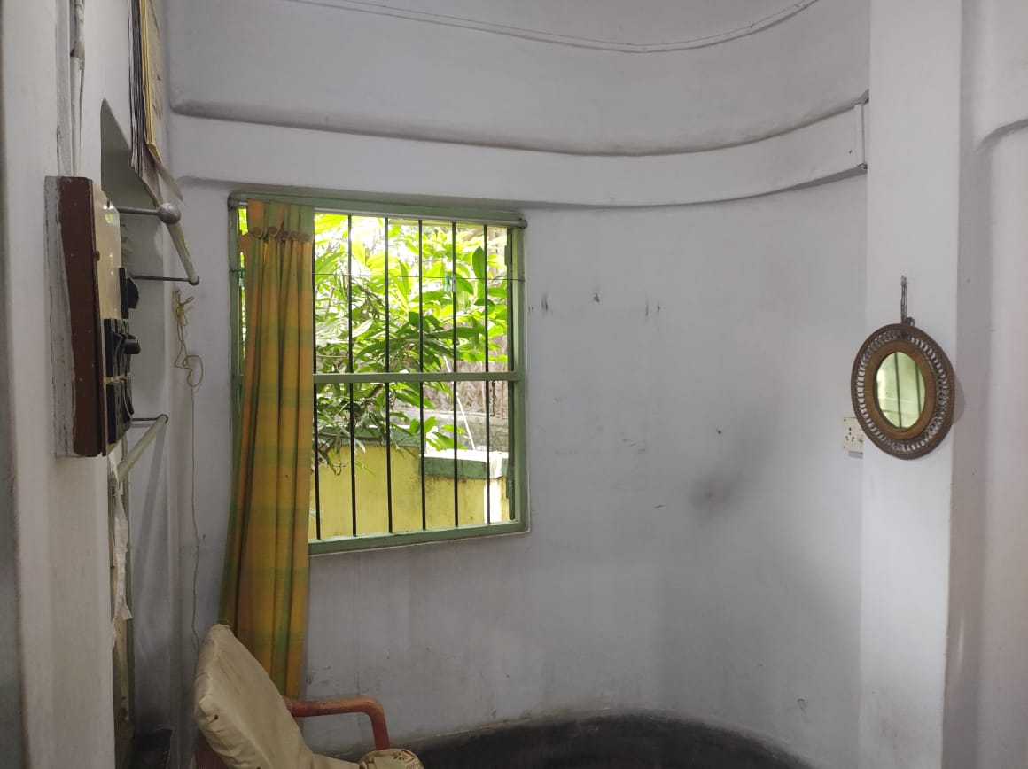 Behala West,Rajendra Banerjee Road,Independent Gr Floor (OA409)