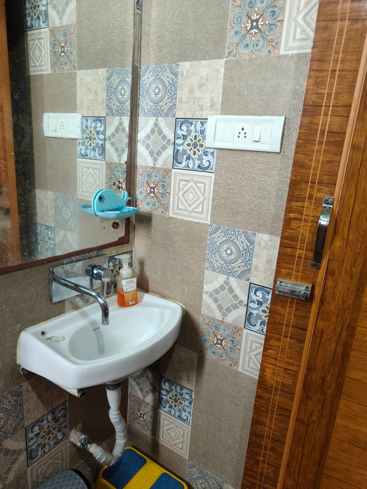 Purba Putiary,Kabardanga,M.G.Road,Yahvi Tower,1600sqft,3BHK (OA420)