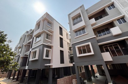 Behala Bakshibagan,Essquare Parnasree,769sqft,1BHK (PA321)