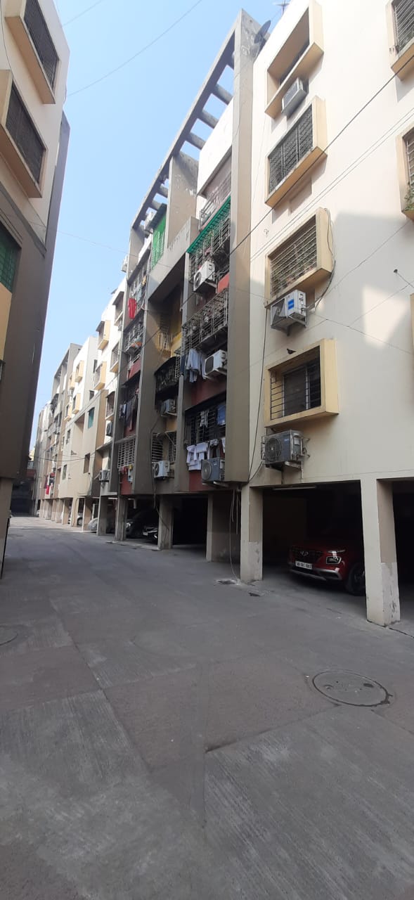 Behala Parnasree Pally,Behala Flying Club Road,Merlin Sapphire Complex,1498sqft,4BHK (OA368)