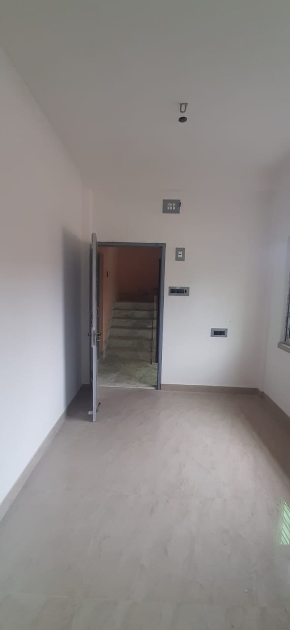 Behala West,Dr Akshay Kumar Paul Road,465sqft,1BHK (PA139)