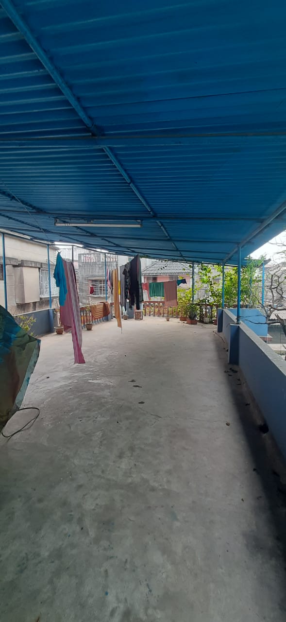 Behala B.G.Press,Jayrampur Jala Road,1stored House (BA149)