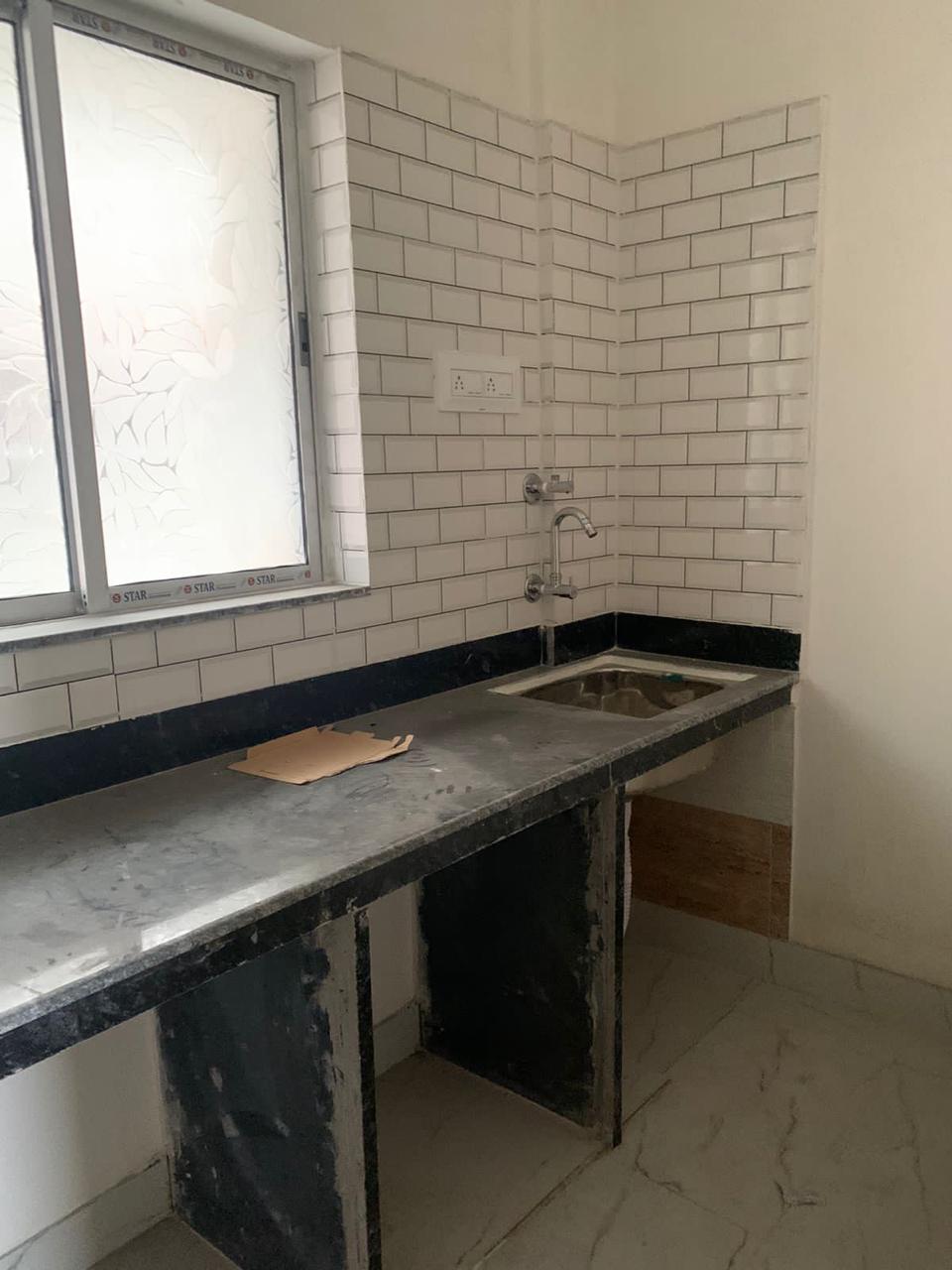 Netaji Sadak,Rio Vista Apartment,825sqft,2BHK (OA500)
