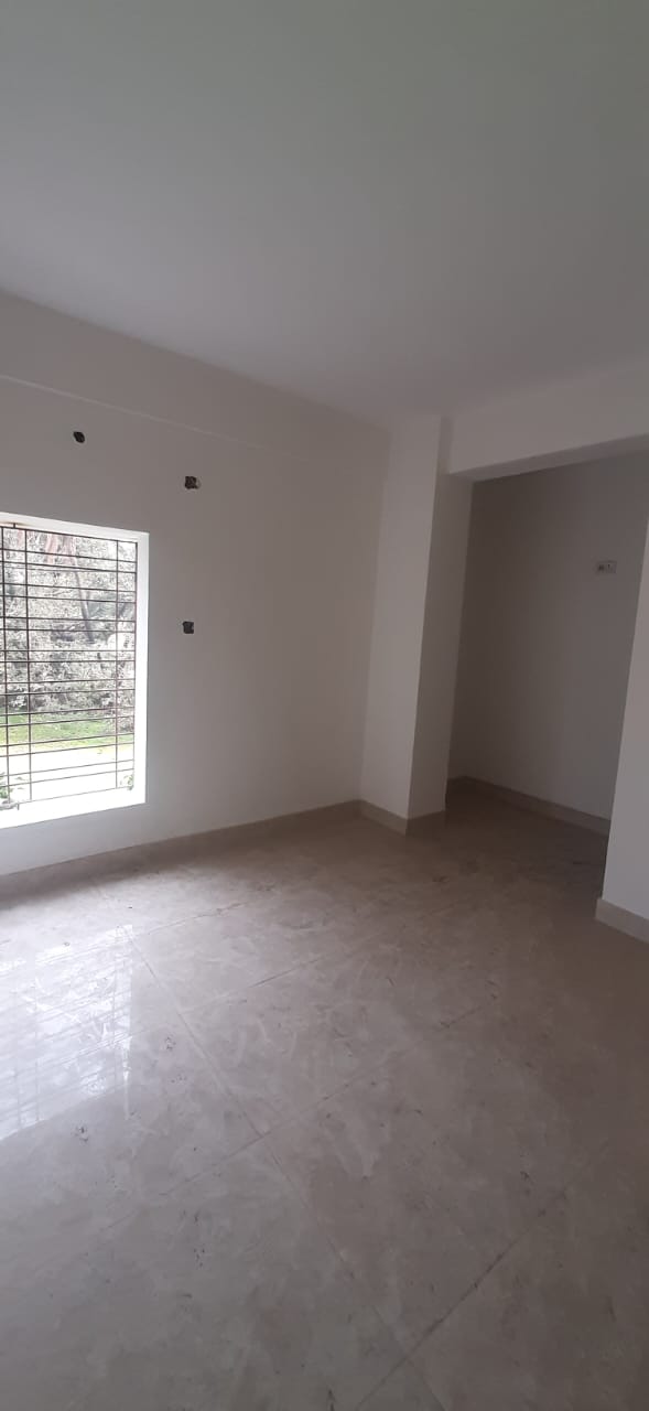 Swamiji Sarak,Raja Rammohan Roy Road,2BHK (PA190)