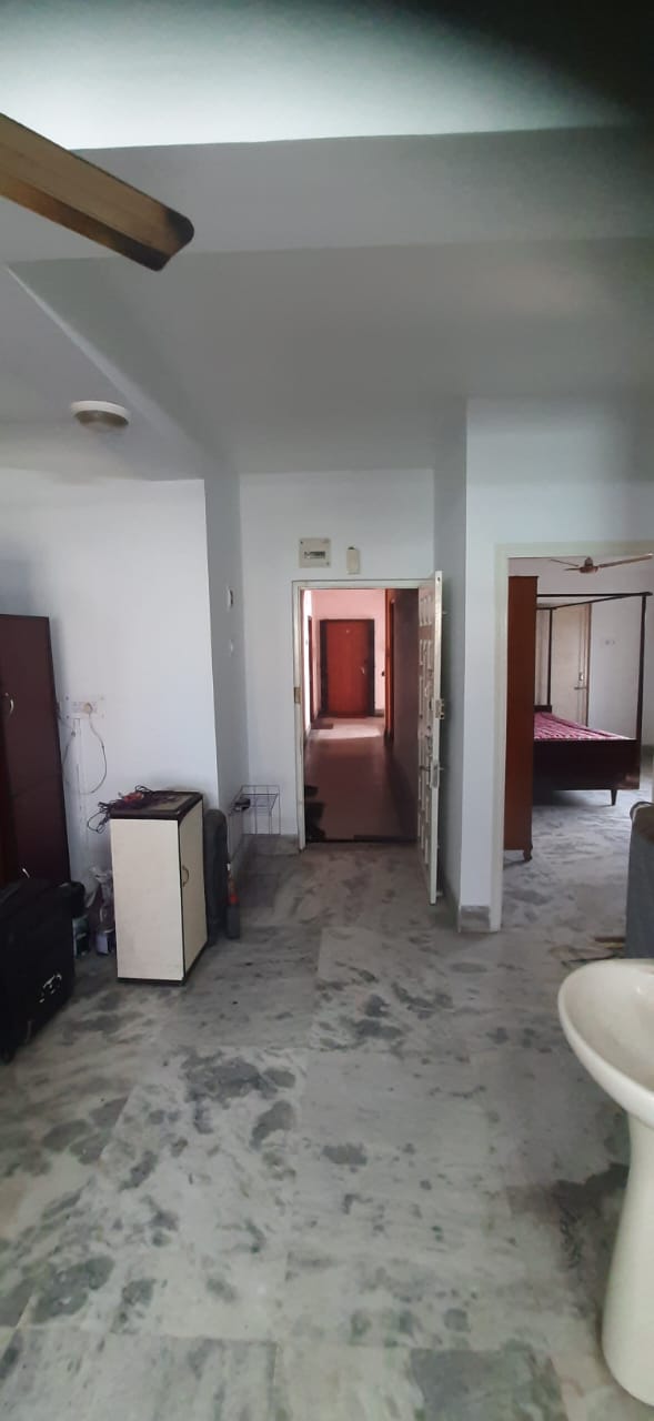 Behala East,Roy Bahadur Road,Yogomaya Bhawan,1000sqft,2BHK (PA211)