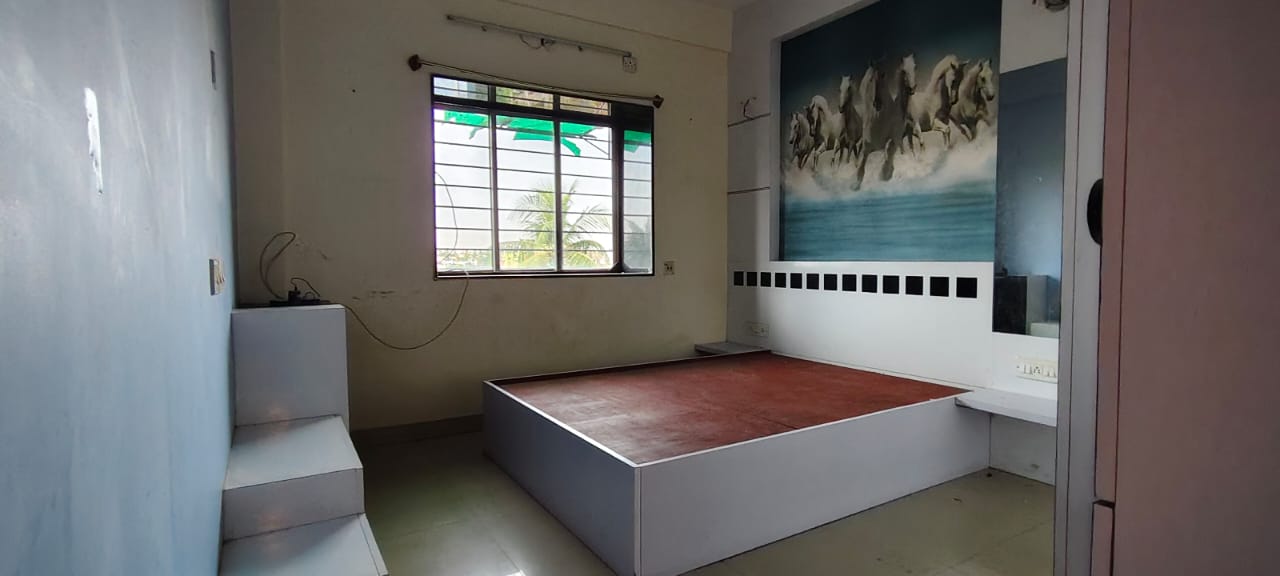 Behala Sarsuna Debinagar,Bagpota Road,Merlin Trinoyoni,1109sqft,3BHK Rent (OA417)