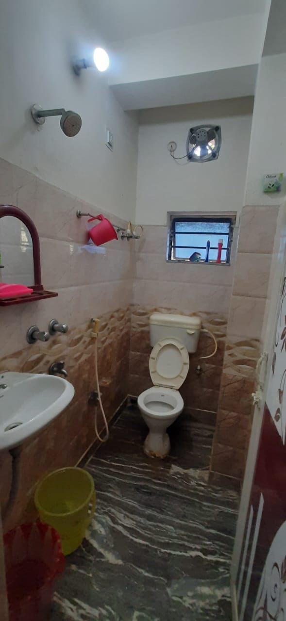 Thakurpukur Kadamtala,Bhattacharjee Para Road,450sqft,1BHK (Office)