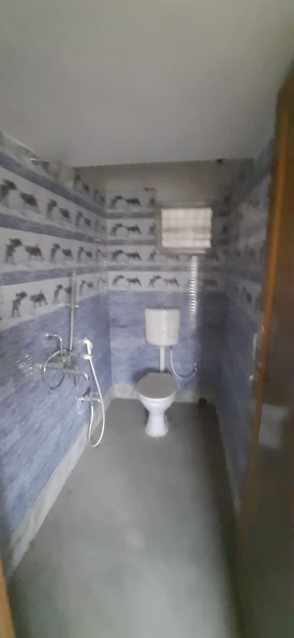 Behala Manton,Kamar Para Road,Akash Galaxy Apartment,1100sqft,3BHK Rent (architect)