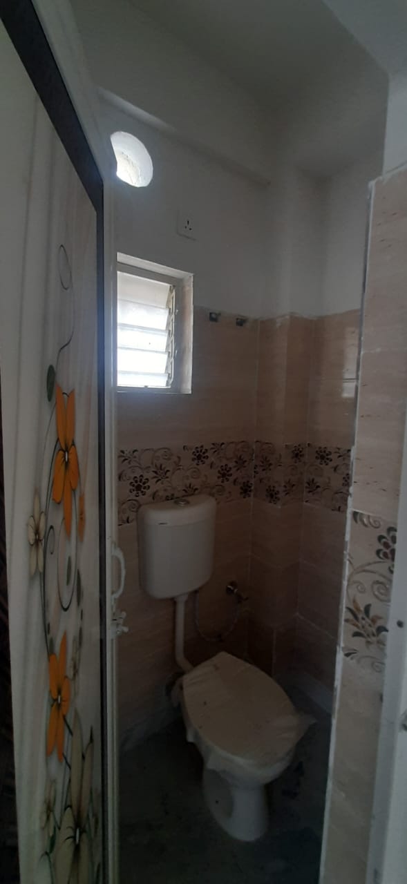 Behala Chowrasta East, Kalipada Mukherjee Road,Panchanan Apartment,2BHK (PA75)