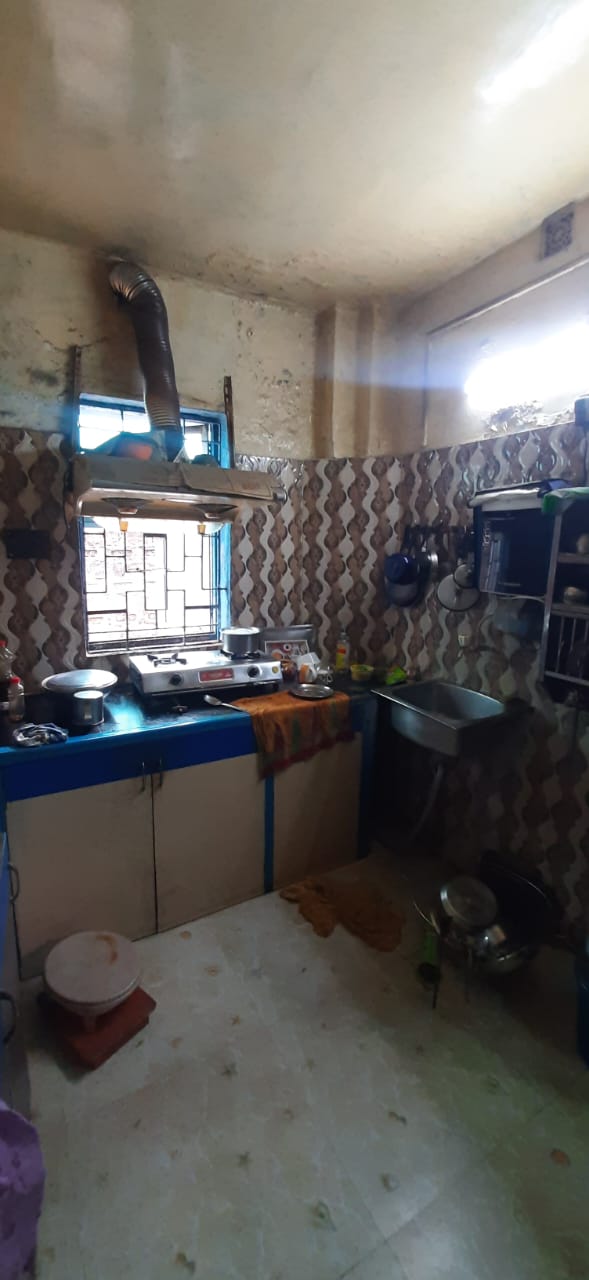 Behala B.G.Press,Jayrampur Jala Road,1stored House (BA149)