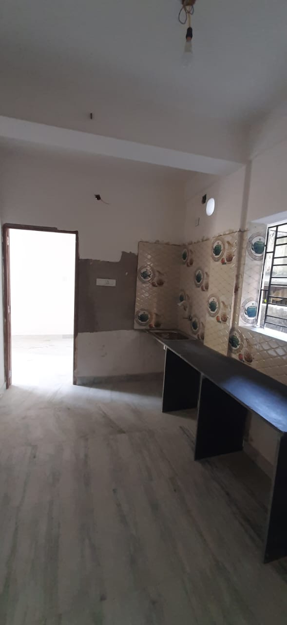 Netaji Sarak,Prafulla Sen Colony,750sqft,2BHK (BA143)