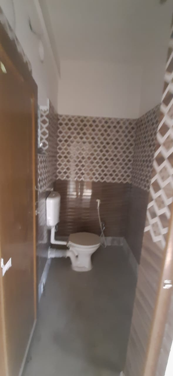 Behala Manton,Kamar Para Road,Akash Galaxy Apartment,1100sqft,3BHK Rent (architect)