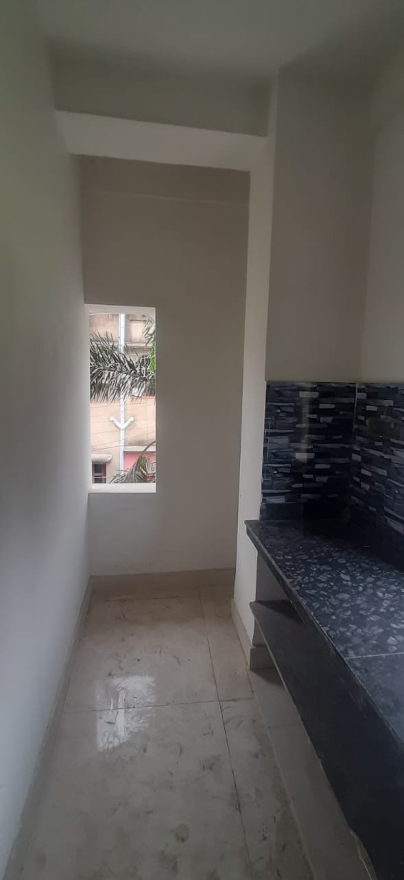 Swamiji Sarak,Raja Rammohan Roy Road,2BHK (PA190)