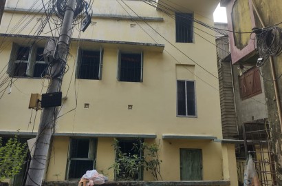 Behala West,Rajendra Banerjee Road,Independent Gr Floor (OA409)