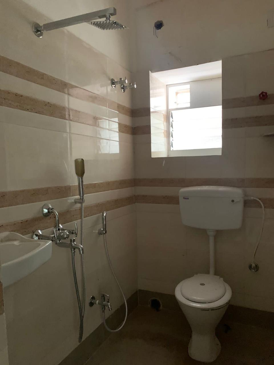 Netaji Sadak,Rio Vista Apartment,825sqft,2BHK (OA500)