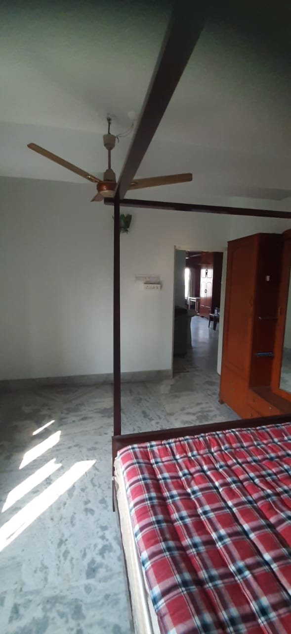 Behala East,Roy Bahadur Road,Yogomaya Bhawan,1000sqft,2BHK (PA211)