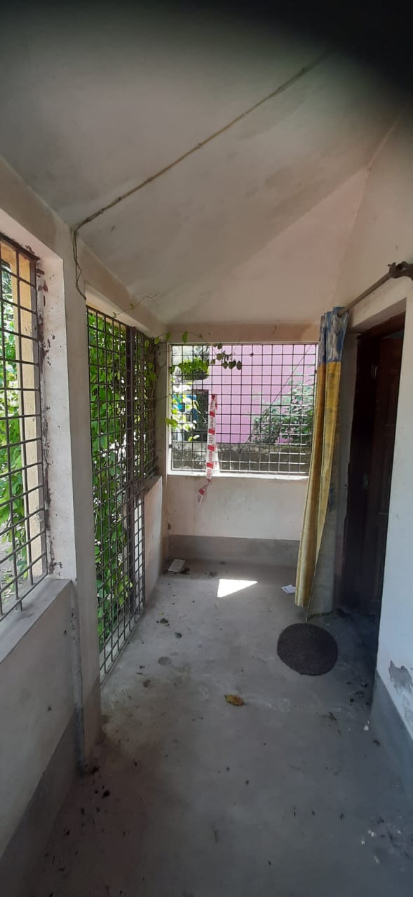 Hanspukur,S24Pgs District,1 storey House (OA404)