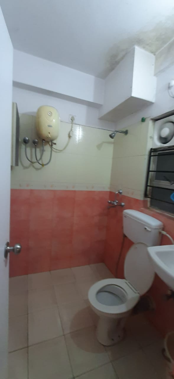 Behala Parnasree Pally,Behala Flying Club Road,Merlin Sapphire Complex,1498sqft,4BHK (OA368)