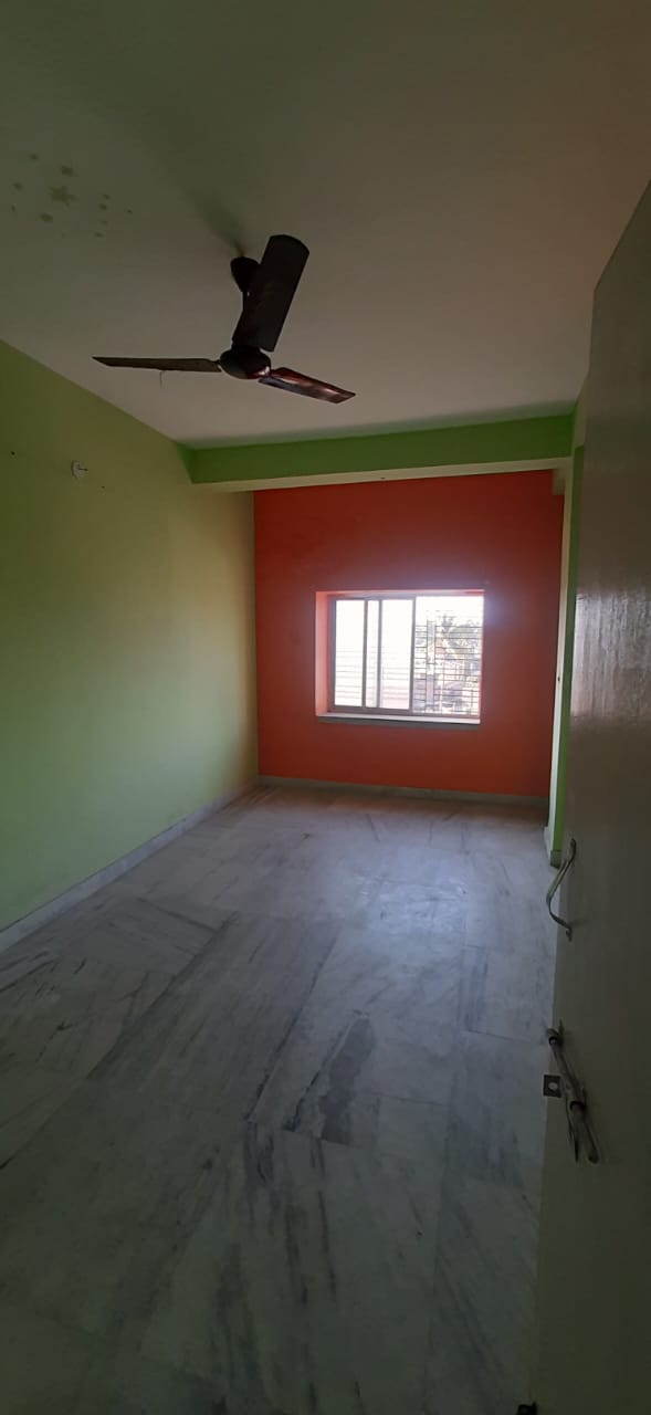Thakurpukur Kalitala,M.G.Road,950sqft,2BHK (OA371)