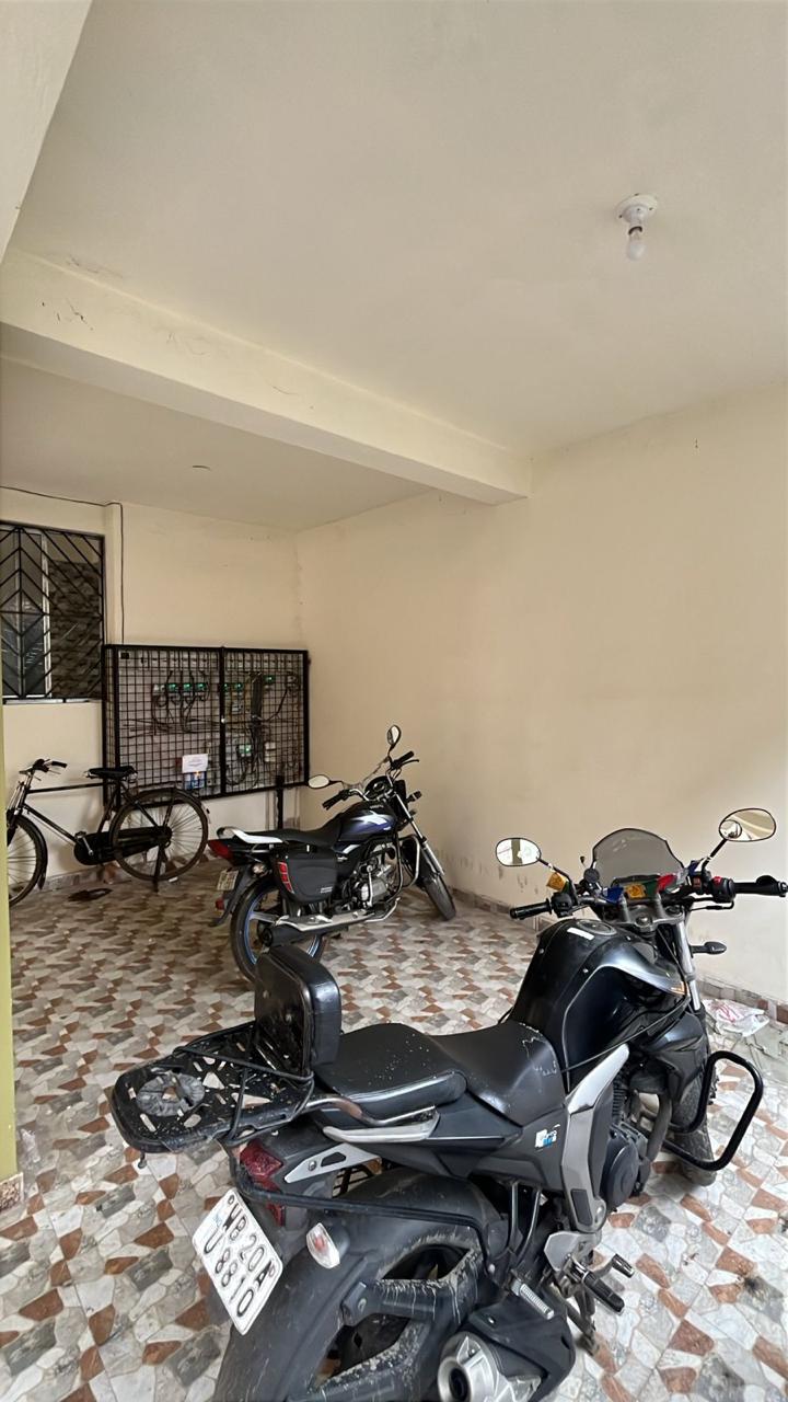 Thakurpukur Poraaswathhatala,Vivekananda Sarani,1223sqft,3BHK (OA436)