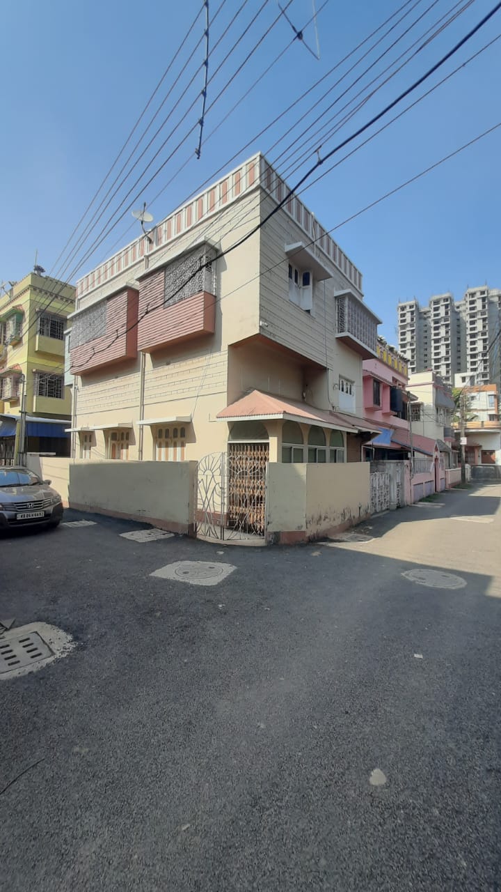 Purba Barisha,Ishan Ghosh Road,2.5stored House (OA452)