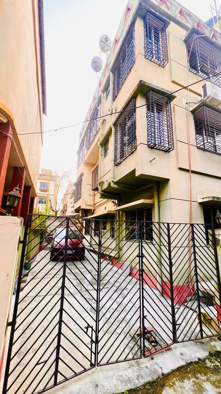 Behala Bata Colony,Biren Roy Road West,Soimi Apartment,850sqft,2BHK (OA474)