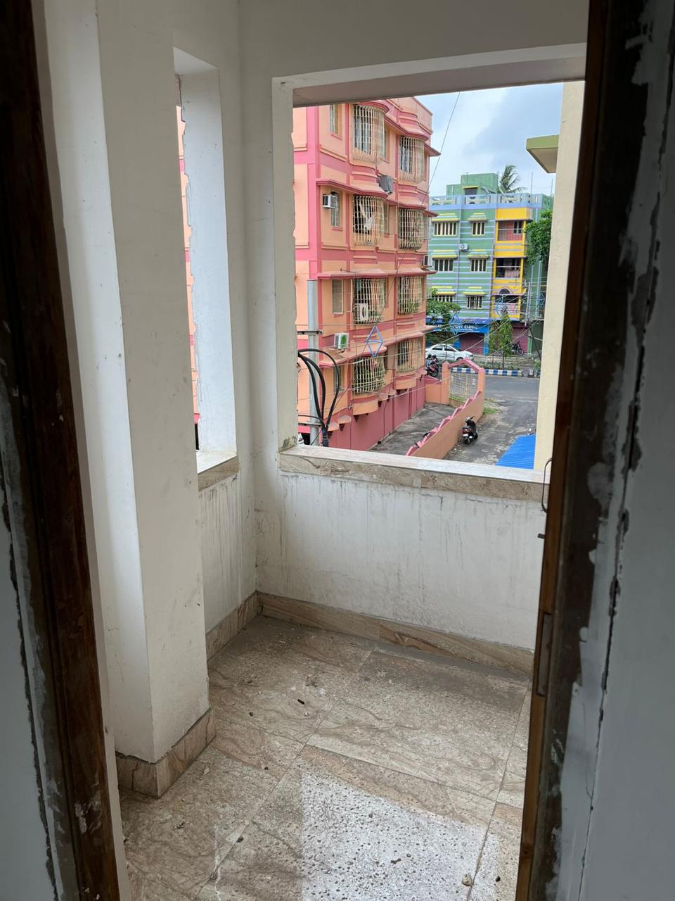 Thakurpukur Poraaswathhatala,Vivekananda Sarani,1223sqft,3BHK (OA436)