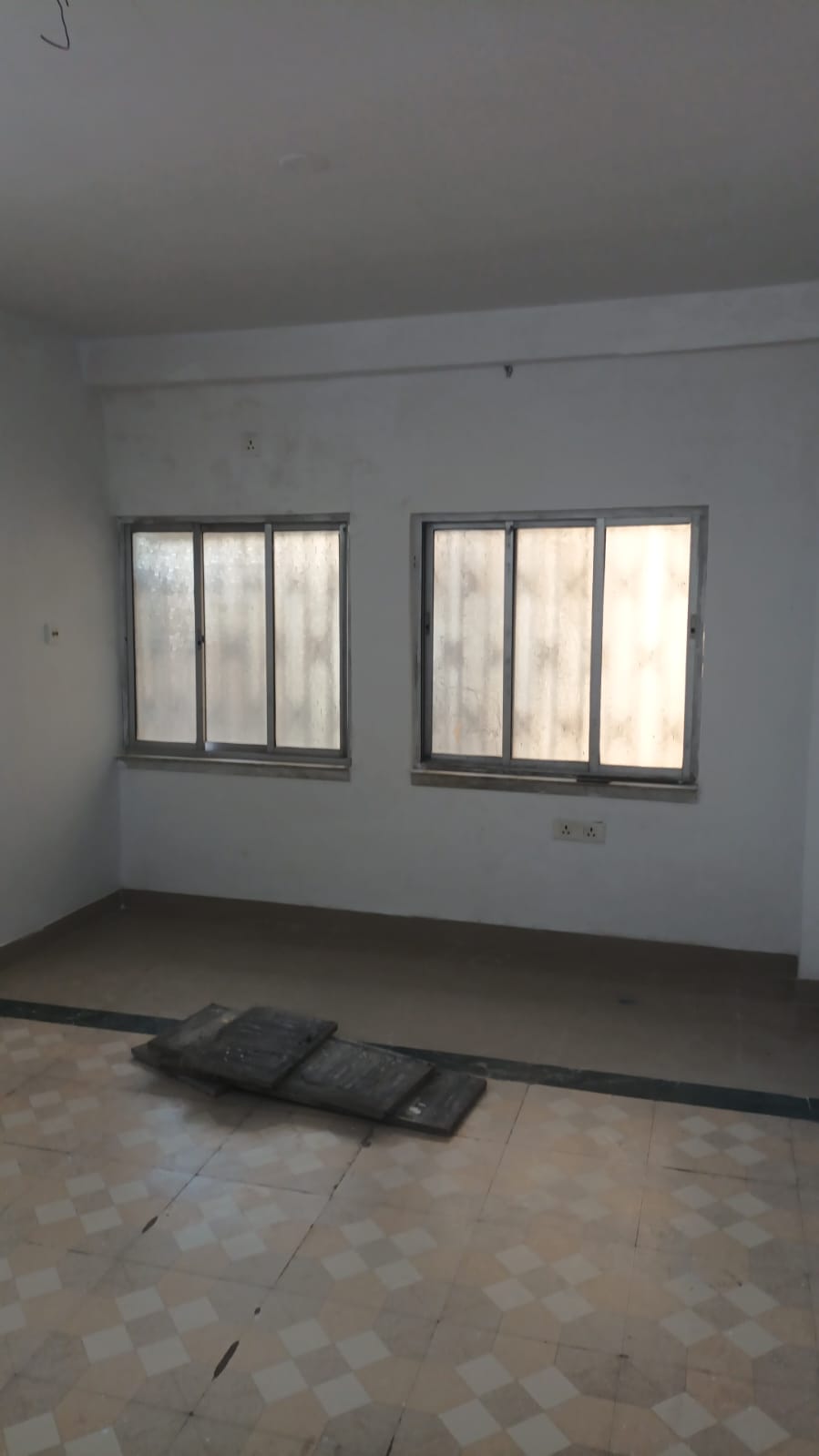 Thakurpukur 3A, James Long Sarani, 1085sqft,2BHK (OA466)