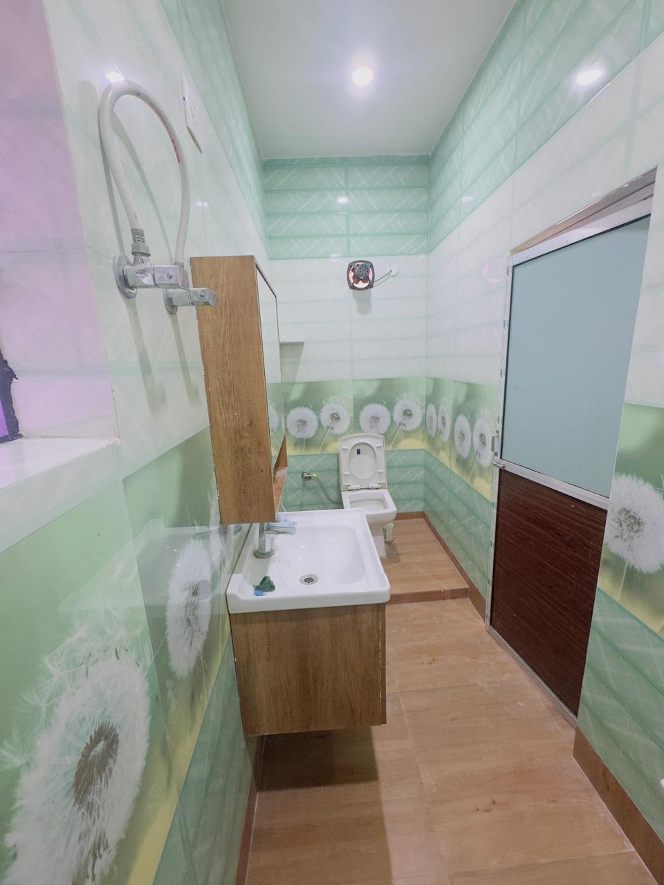 Behala B.G.Press,Joyrampur Jala Road,1storey House Rent (OA446)