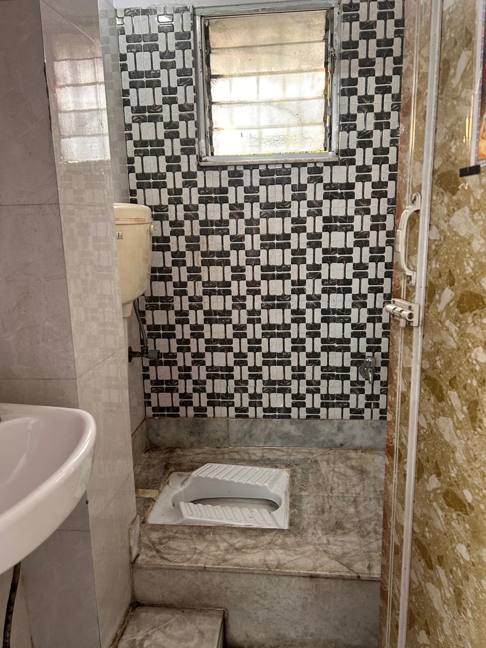 Behala Gholsapur,Binoba Bhava Road,Swarup Apartment,1100sqft,3BHK (OA449)